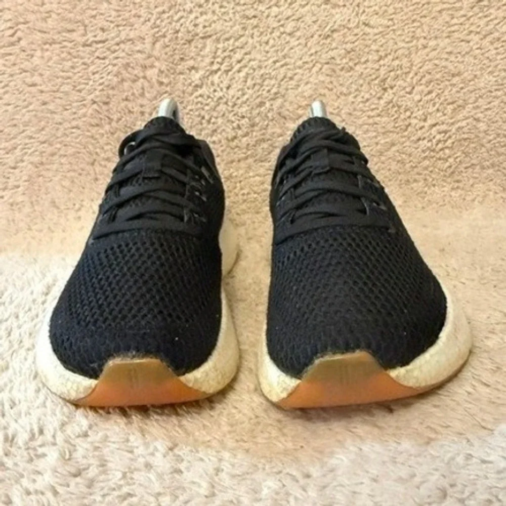 NOBULL Knit Runner Black White Gum Sole Athletic Training Shoes Womens‎ 8